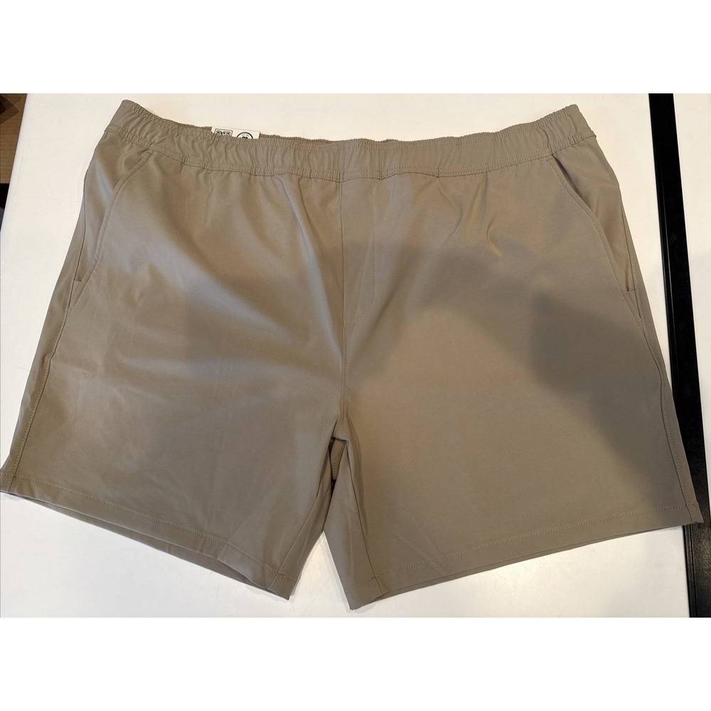 Member’s Mark Men’s Tech Pull On Short - Relaxed Fit - 7" Inseam - Khaki 3XL